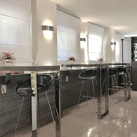 ホテル カノーヴァ 3*