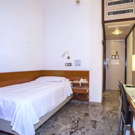 Canova Hotell