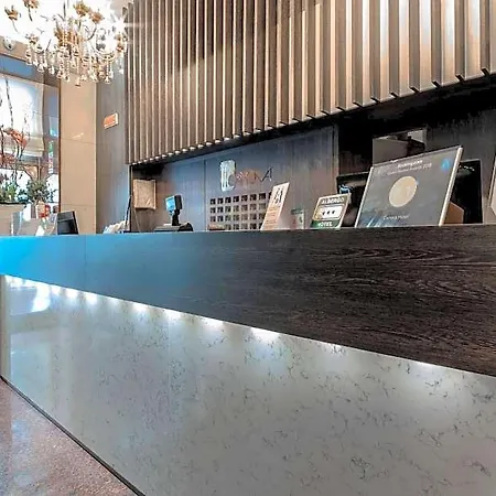 Canova Hotel 3*