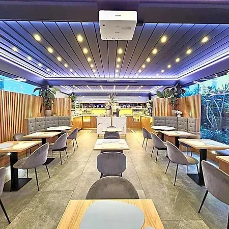 Canova Hotel
