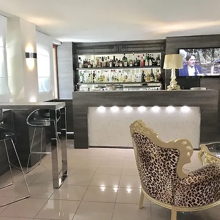 Canova Hotel