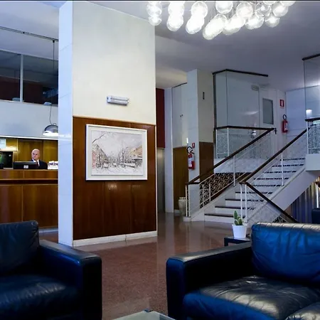 Canova 3* Milan