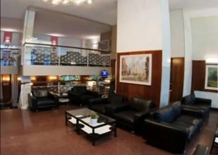 酒店 卡诺瓦酒店 3*