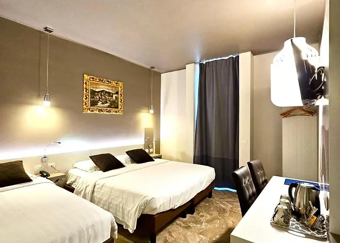 酒店 卡诺瓦酒店 3*