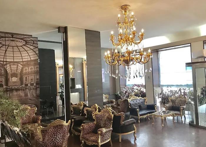 卡诺瓦酒店 酒店