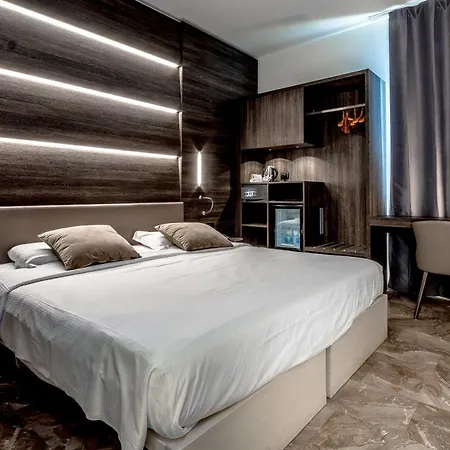 Canova Otel 3*