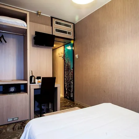 Otel Canova