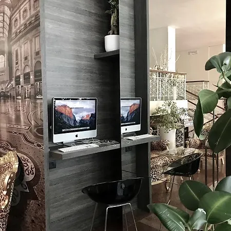 Canova Otel Milano