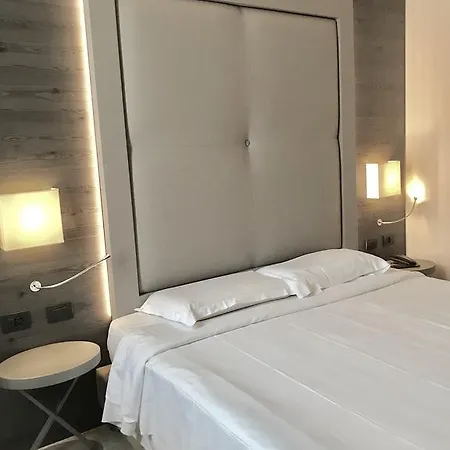 Otel Canova