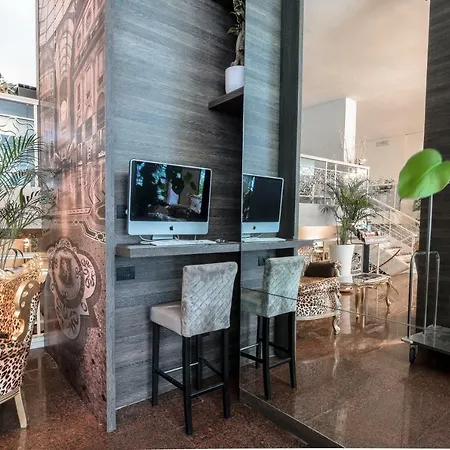 Canova 3* Milano