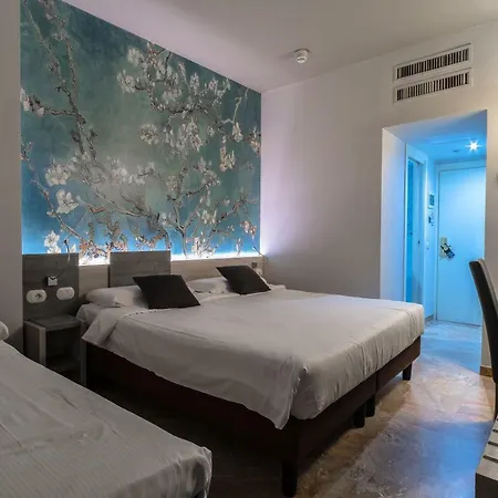 Otel Canova 3*